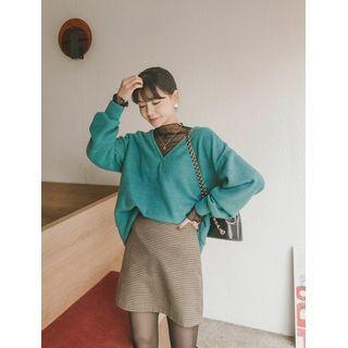 V-neck Napped Pullover