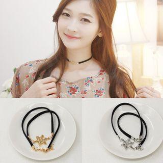 Snowflake Choker