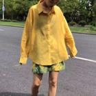 Tie-dye High-waist Shorts / Light Shirt