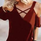 Short-sleeve V-neck Cold-shoulder T-shirt