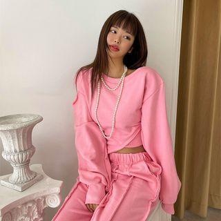 Asymmetric Slit-shoulder Sweatshirt