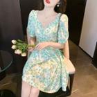 V-neck Puff-sleeve Sheath Floral Dress
