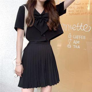 Short-sleeve Bow Accent Shirt / Mini Pleated Skirt