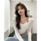 Long-sleeve Padded-shoulder Cropped T-shirt