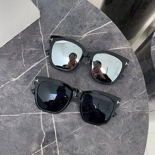 Oversized Metal Detail Sunglasses