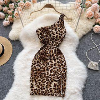 Off-shoulder Leopard Print Sleeveless Dress