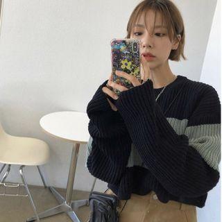 Color Block Drop Shoulder Knitted Cropped Sweater