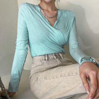 Lettuce-edge Wrap Top