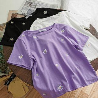 Flower Embroidered Cropped T-shirt