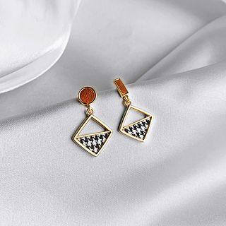 Houndstooth Drop Earrings A03-55 - Houndstooth - One Size