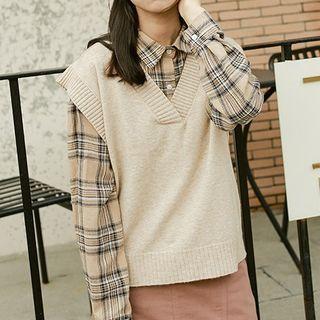 Plaid Shirt / V-neck Sweater Vest
