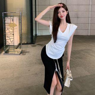 V-neck Plain Split Tank Top White - One Size