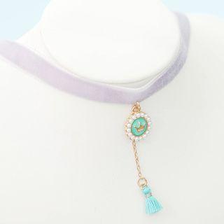 Faux Pearl Crown Pendant Choker (various Designs)