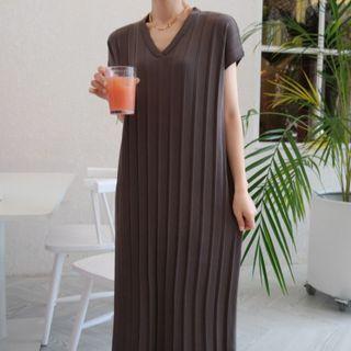 Short-sleeve Ribbed Midi A-line Dress