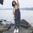 Set: Elbow-sleeve T-shirt + Cropped Dungaree