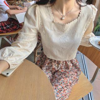 Square-neck Puff Long-sleeve Crop Top