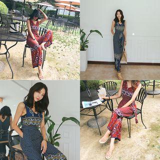 Sleeveless Tie-waist Pattern Jumpsuit