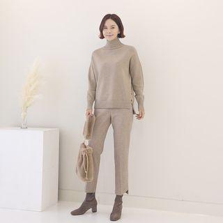 Band-waist Dip-back Dress Pants