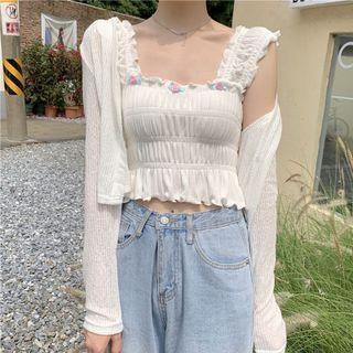 Cropped Cardigan / Flower Detail Ruffle Tank Top