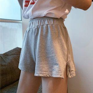 Elastic-waist Zip-side Shorts