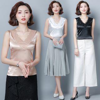 Simple V-neck Tank Top