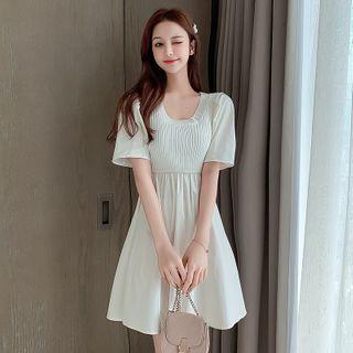 Short-sleeve Knit Panel Dress