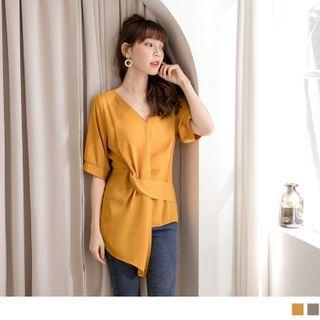 Short Sleeve V-neck Asymmetrical Hem T-shirt