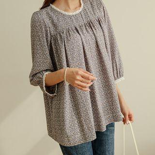 Lace-trim Shirred Floral Blouse