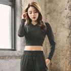 Sport Hooded Long-sleeve Crop T-shirt