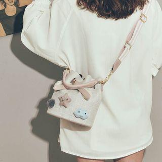 Set: Striped Strap Bucket Bag + Zip Pouch