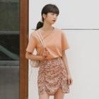 Set : Short-sleeved Top + Floral Skirt