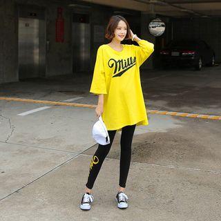 Sport Set: 3/4-sleeve T-shirt + Lettering Yoga Pants