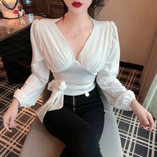 V-neck Tie-hem Crop Top
