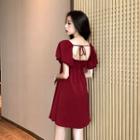 Balloon-sleeve Open-back A-line Dress