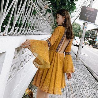 Elbow-sleeve Open-back A-line Dress