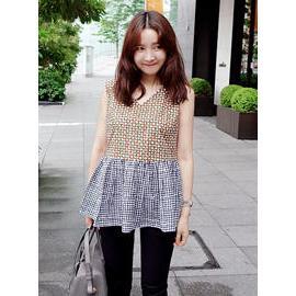 Sleeveless Pattern Top