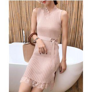 Lace Trim Ribbed Sleeveless Bodycon Dress
