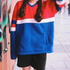 Color Block V-neck Sweatshirt