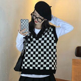 Sleeveless Plaid Knit Vest Plaid - Black & White - One Size