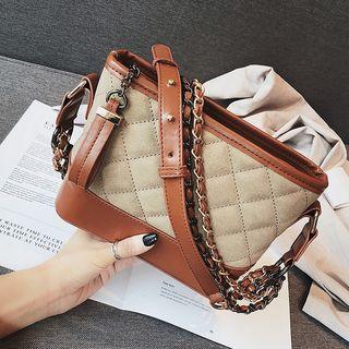 Quilted Chain Detail Strap Crossbody Bag