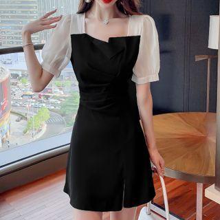 Short-sleeve Two-tone Midi A-line Dress / Mini A-line Dress