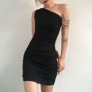 Sleeveless One-shoulder Mini Sheath Dress