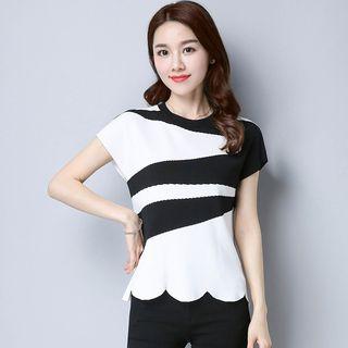 Scallop Hem Color Block Short-sleeve Knit Top