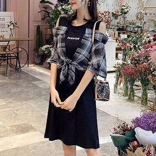 Mock Two-piece 3/4-sleeve Plaid Paneled Letter T-shirt Dress