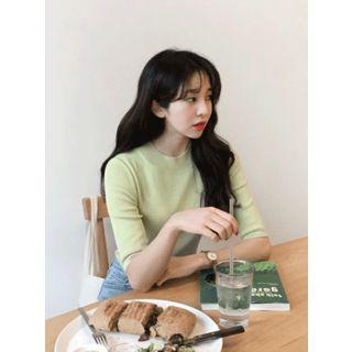 Crew-neck Elbow-sleeve Colored Knit Top