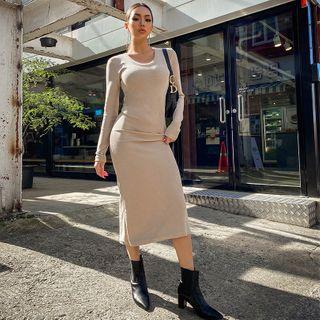 Round-neck Slim-fit Long Dress
