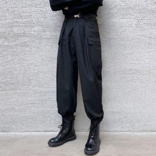 Set: Cargo Pants + Buckle Belt
