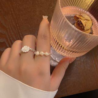 Set: Rose Ring + Faux Pearl Ring Set Of 2 - White - One Size
