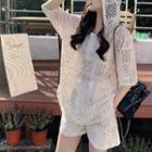 Short-sleeve Hooded Lace Top / Shorts