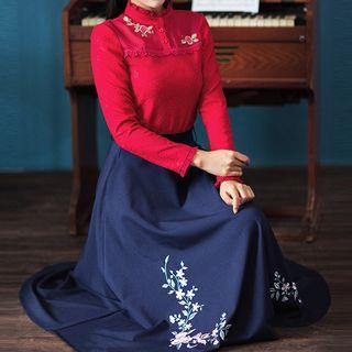 Long-sleeve Frilled-trim Embroidered Top